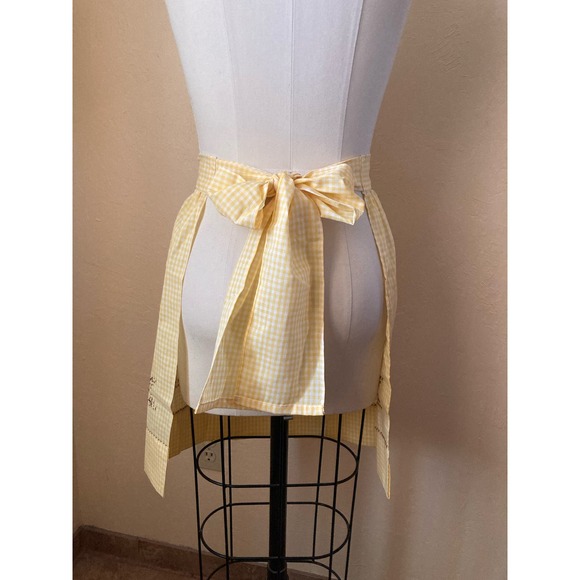 Vintage Handmade Apron Yellow Checkered Star Embroidered - Picture 4 of 4